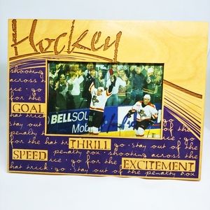 Panthers Pave Bure signed picture on hockey frame